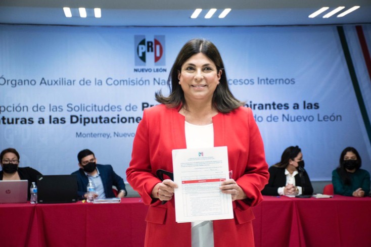  REALIZAN PRE REGISTRO ASPIRANTES A DIPUTADOS FEDERALES DEL PRI