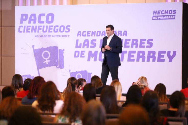  PACO CIENFUEGOS PRESENTA PACTO POR LA SEGURIDAD, EL EMPODERAMIENTO Y LA SALUD DE LAS MUJERES DE MONTERREY