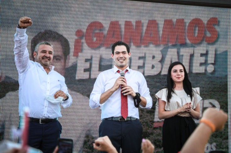  DAVID DE LA PEÑA GANA DEBATE ELECTORAL CON PROPUESTAS