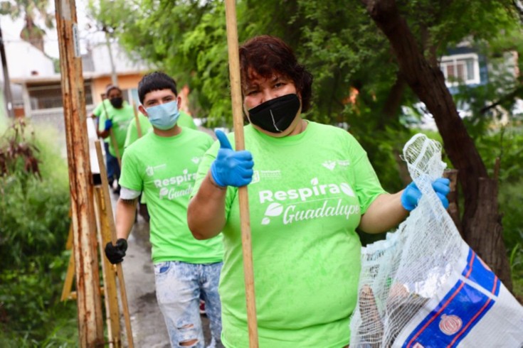  ENCABEZA CRISTINA BRIGADA DE LIMPIEZA EN ARROYO