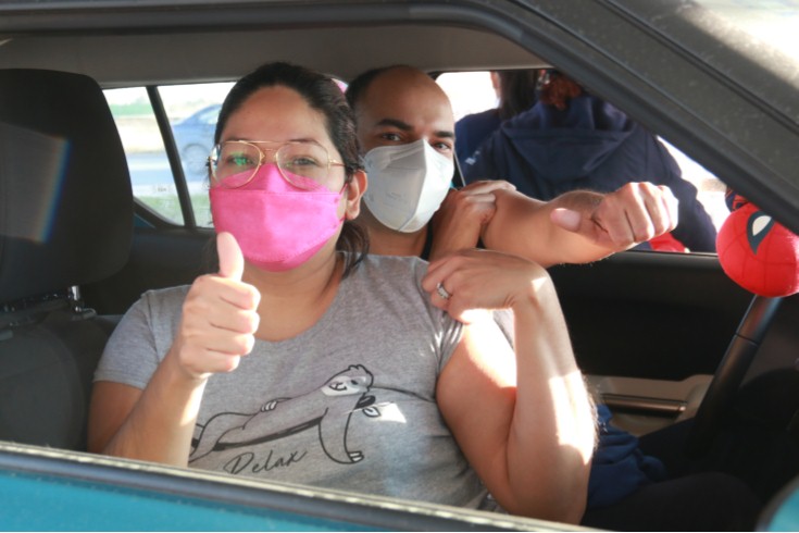  INSTALA ESCOBEDO DRIVE THRU PARA VACUNAS CONTRA LA INFLUENZA